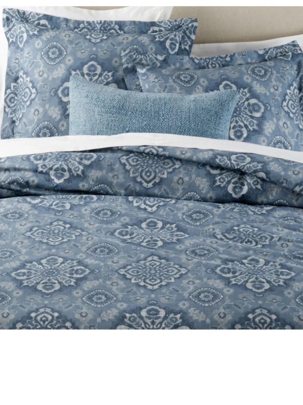 Pottery Barn Giovanna Medallion Percale KING Duvet Cover BLUE with 1 Euro Sham